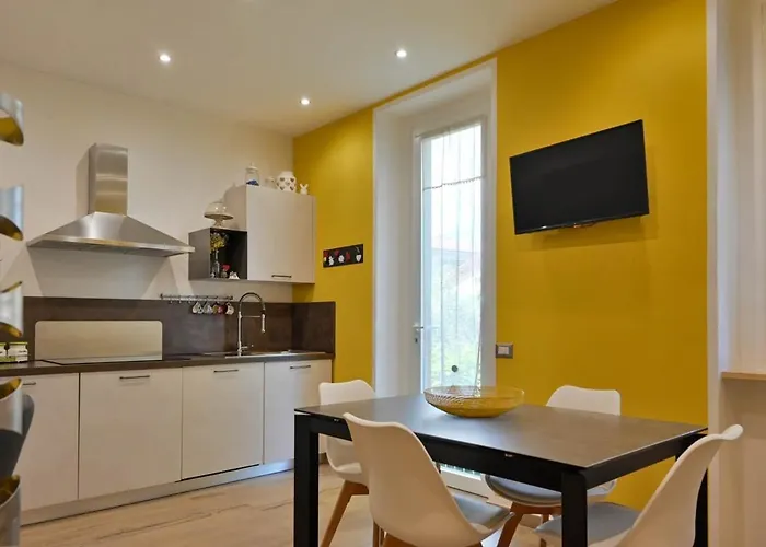 Dp Holiday House